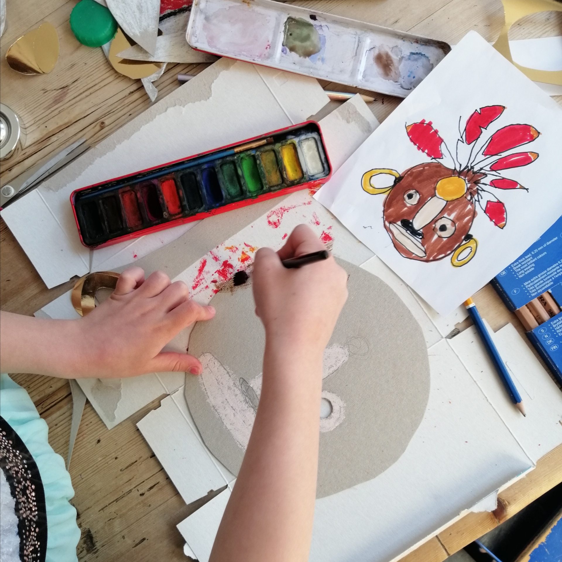 drawing the main face of the mayan mask